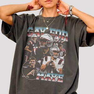 Drake Maye Vintage Football Shirt, Retro Game Day Sports Graphic T-Shirt 11